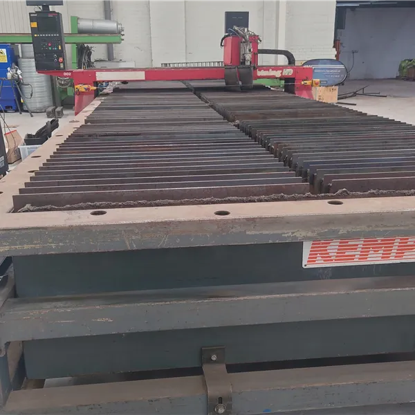 Esprit Lightning HD CNC Plasma cutter with Hypertherm HPR130